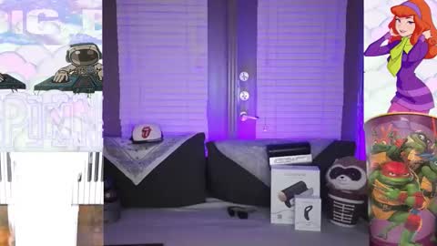 crystalclearstud online show from March 23, 2:49 am