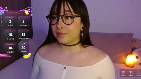 Olivia  online show from October 1, 1:27 am