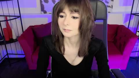 crystallbloom online show from April 27, 1:25 am