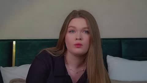 Crystal online show from April 23, 6:32 am