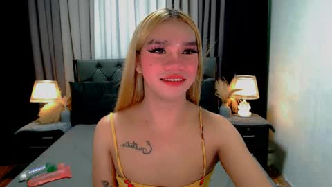 bea takashi  online show from May 6, 10:43 am