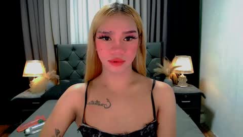 bea takashi  online show from May 10, 11:16 am