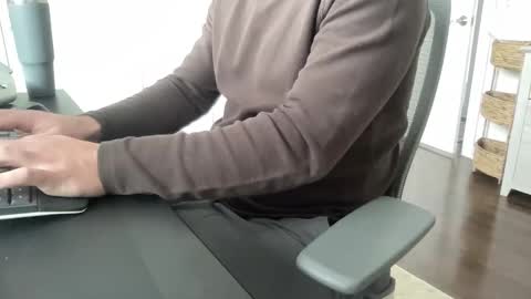 cuckgriff23 online show from March 18, 3:40 pm