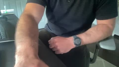 cuckgriff23 online show from June 15, 10:02 pm