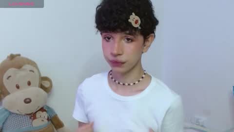 Cuddly online show from November 30, 8:05 pm