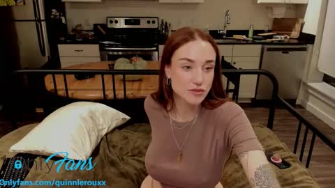 Quinn online show from November 26, 10:39 pm