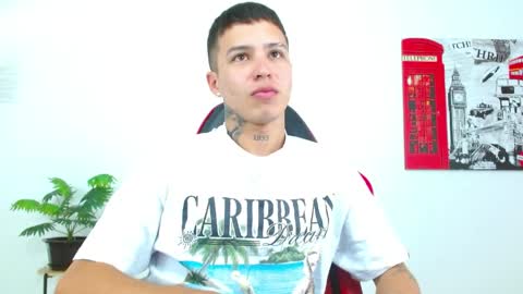 cumandres online show from March 30, 2:28 pm