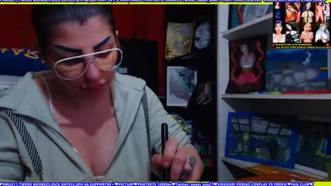 cuminmenowbby online show from April 8, 6:00 pm