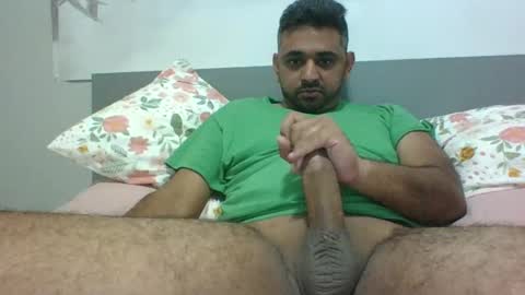 Snapshot of cumshoweruk chatting on October 8, 4:02 pm cumshoweruk online show from October 8, 4:02 pm