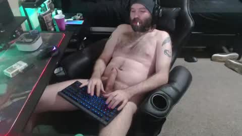 cumslinger2003 online show from February 27, 5:16 pm