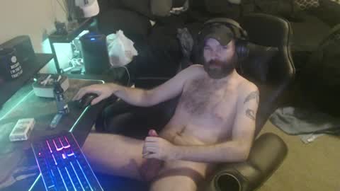 cumslinger2003 online show from December 6, 2:22 pm