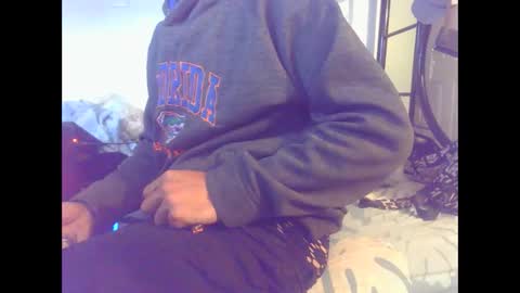 Snapshot of cumslutboi27 chatting on October 24, 6:03 am cumslutboi27 online show from October 24, 6:03 am