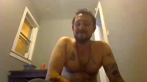 Snapshot of cuntreeboy68 chatting on December 12, 5:31 am Bash online show from December 12, 5:31 am