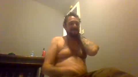 Snapshot of cuntreeboy68 chatting on December 5, 2:58 am Bash online show from December 5, 2:58 am