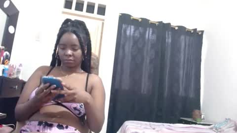 dominic and julieta... independent models online show from October 15, 11:44 am