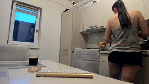 maria  alex online show from July 7, 2:35 am