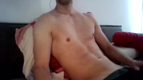 curious94p online show from September 11, 1:34 pm