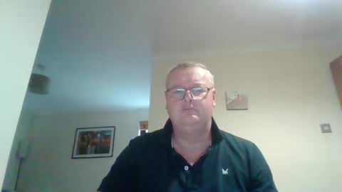 Snapshot of curiousax77 chatting on February 17, 12:49 pm curiousax77 online show from February 17, 12:49 pm