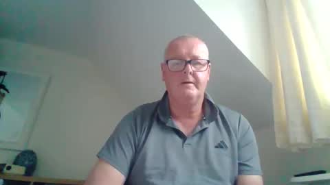 curiousax77 online show from March 24, 11:05 am