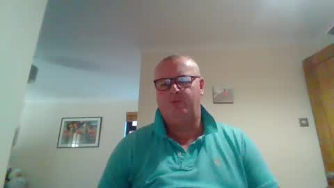 Snapshot of curiousax77 chatting on December 2, 1:19 pm curiousax77 online show from December 2, 1:19 pm