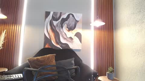 DANI online show from April 8, 4:48 am