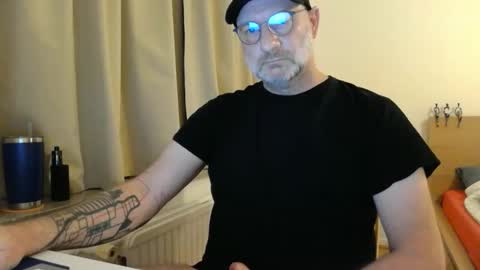 Curman85 online show from February 18, 11:26 pm