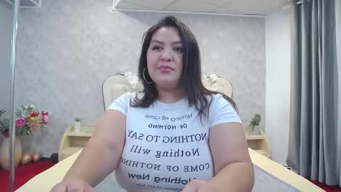 Snapshot of curvyaleya chatting on September 24, 3:41 pm Aleya online show from September 24, 3:41 pm
