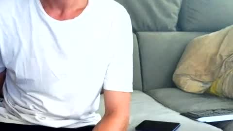 curvylover046 online show from July 26, 4:26 pm