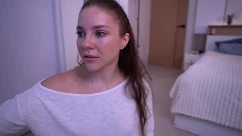 Foxy online show from April 16, 1:28 am