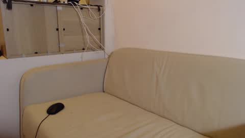 Tomas online show from December 19, 6:36 pm