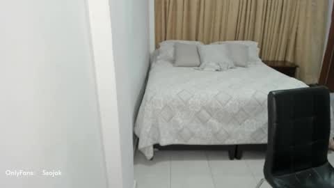 Sara online show from February 26, 2:15 am