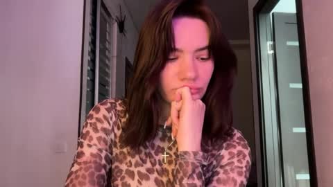 cute_bubbles online show from July 31, 2:29 pm