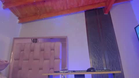 Stacy online show from March 30, 4:40 pm