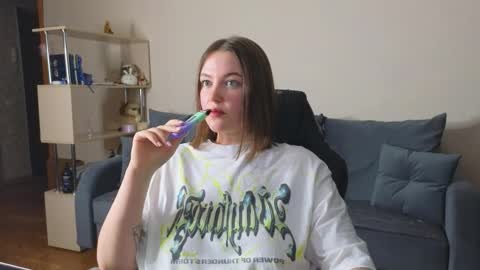 Kite and Jack online show from September 12, 7:49 pm