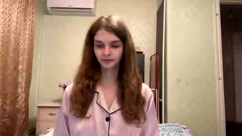 Snapshot of cute_kitte chatting on October 22, 6:42 pm cute_kitte online show from October 22, 6:42 pm