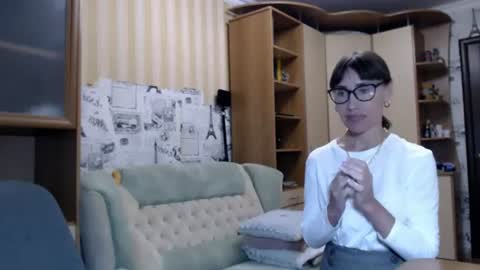 cute_lion_ online show from June 15, 1:14 pm