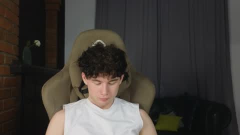 Mike online show from April 25, 5:32 pm