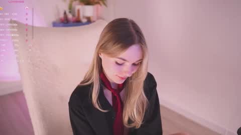 AN online show from November 9, 8:00 pm