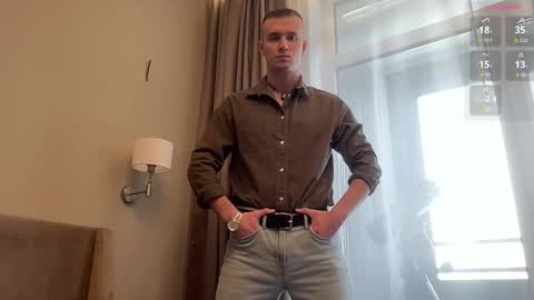 cute_skywalker online show from February 21, 1:36 pm