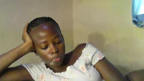 cute_sonny online show from March 16, 5:44 am