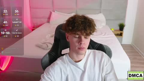 Thomas -  online show from February 5, 12:20 am