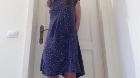 Snapshot of cuteangelx chatting on September 24, 6:53 am Anne-Marie online show from September 24, 6:53 am