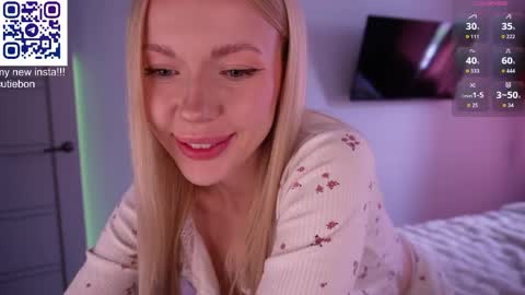 BONNIE online show from May 26, 4:07 am
