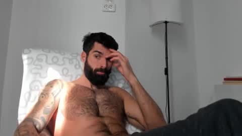 cuteeboy online show from November 22, 9:19 am