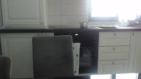 cuteeboy online show from April 22, 6:20 am