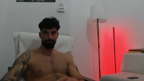 cuteeboy online show from June 3, 7:52 pm