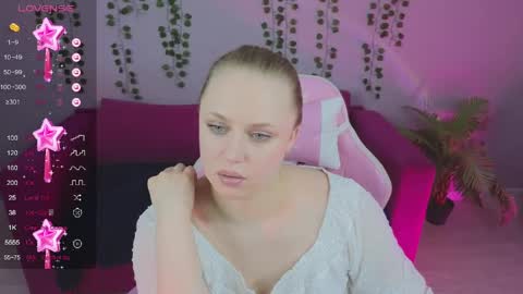 Amyy online show from April 11, 7:45 am