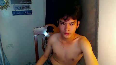 cutehale03 online show from January 18, 10:24 am