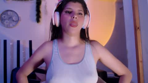 haome online show from November 11, 8:27 am