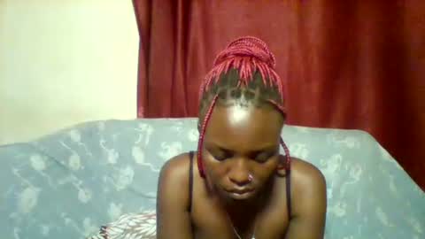 cutey_lunar online show from February 17, 1:33 pm